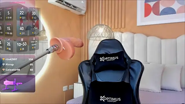 Snapshot of zia_cooper chatting on 02/28/25, 09:55 zia cooper online show from 02/28/25, 09:55