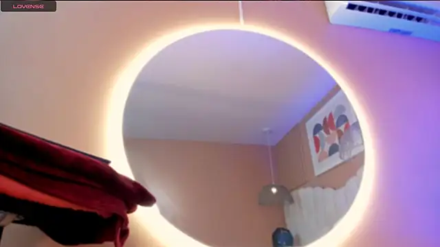 Snapshot of zia_cooper chatting on 10/08/25, 07:11 zia cooper online show from 10/08/25, 07:11