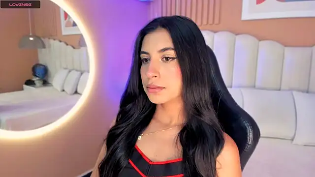 Snapshot of zia_cooper chatting on 10/22/25, 07:02 zia cooper online show from 10/22/25, 07:02