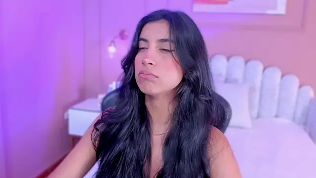 zia cooper online show from 04/14/26, 07:31