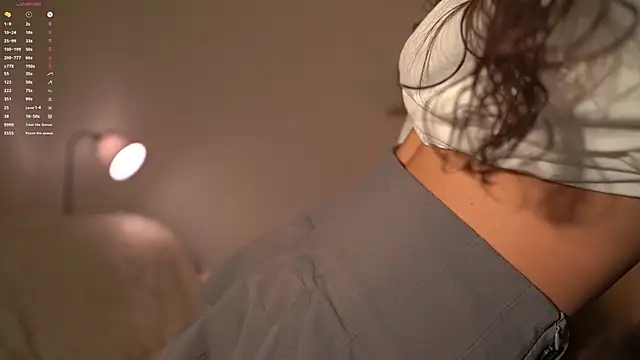 Snapshot of AudreyBarren chatting on 12/05/25, 04:21 AudreyBarren online show from 12/05/25, 04:21