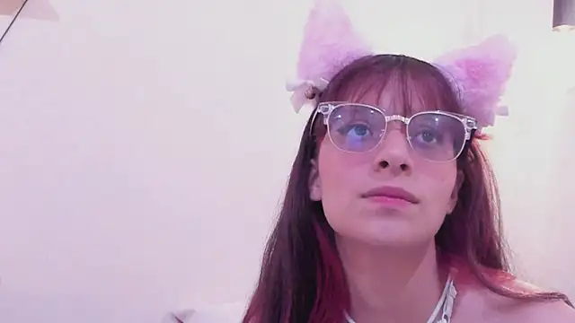 Snapshot of RedMeloddy chatting on 01/12/25, 07:21 RedMeloddy online show from 01/12/25, 07:21