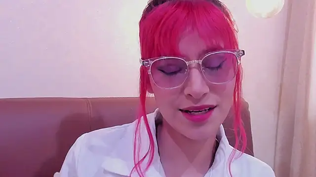 Snapshot of RedMeloddy chatting on 01/30/25, 07:26 RedMeloddy online show from 01/30/25, 07:26