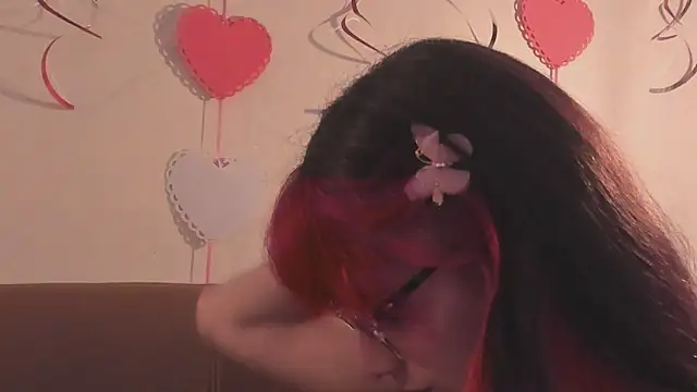 Snapshot of RedMeloddy chatting on 02/11/25, 10:28 RedMeloddy online show from 02/11/25, 10:28