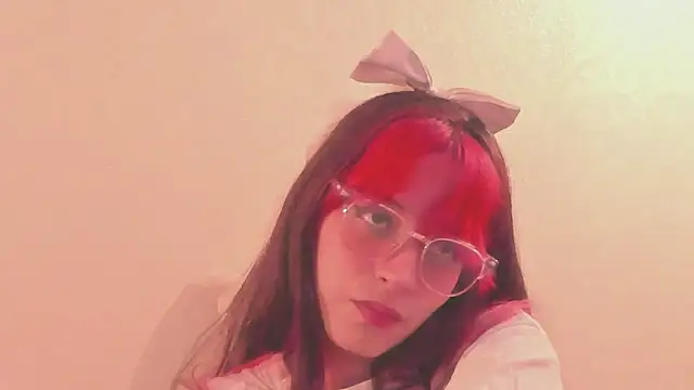 Snapshot of RedMeloddy chatting on 02/25/25, 07:25 RedMeloddy online show from 02/25/25, 07:25