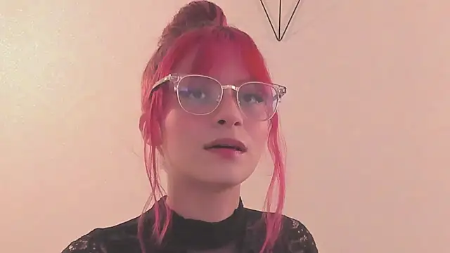 Snapshot of RedMeloddy chatting on 03/01/25, 07:26 RedMeloddy online show from 03/01/25, 07:26