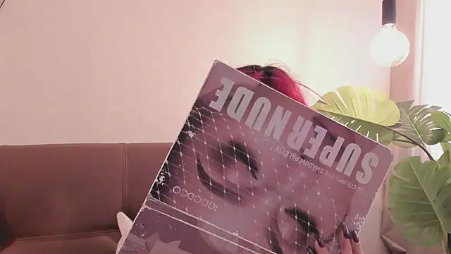 Snapshot of RedMeloddy chatting on 03/16/25, 07:17 RedMeloddy online show from 03/16/25, 07:17