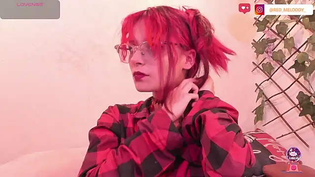 Snapshot of RedMeloddy chatting on 09/16/25, 08:21 RedMeloddy online show from 09/16/25, 08:21