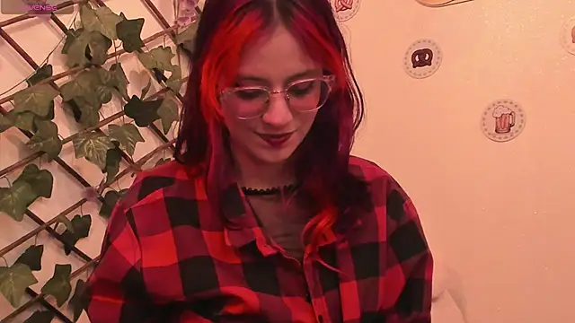 Snapshot of RedMeloddy chatting on 10/02/25, 07:43 RedMeloddy online show from 10/02/25, 07:43