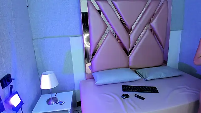 Annyeli online show from 02/12/25, 02:45