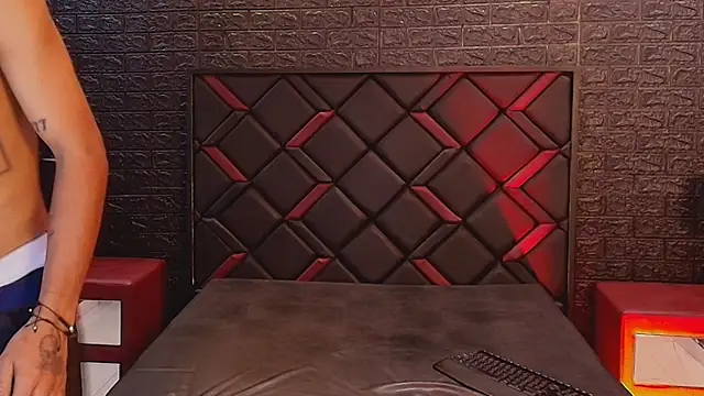 Annyeli online show from 04/25/26, 03:20