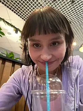 bigbabykiki online show from 12/15/24, 12:49