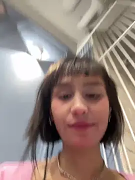 bigbabykiki online show from 12/16/24, 06:10