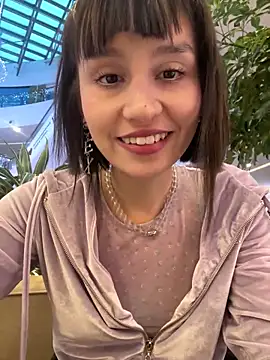 bigbabykiki online show from 12/27/24, 07:08