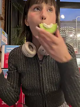 bigbabykiki online show from 01/14/25, 06:13