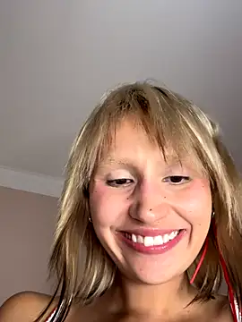 bigbabykiki online show from 09/14/25, 03:44