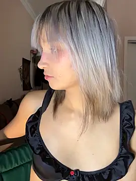 bigbabykiki online show from 11/23/25, 03:23