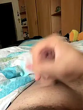 Gartengolem online show from 09/13/25, 03:34