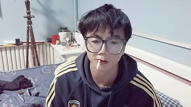 handsome1069 online show from 10/21/25, 02:40