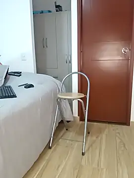 Snapshot of SophieBaker__ chatting on 03/22/25, 11:42 SophieBaker online show from 03/22/25, 11:42