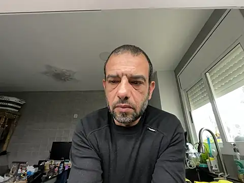 Snapshot of FotografoPollon chatting on 03/21/25, 02:18 FotografoPollon online show from 03/21/25, 02:18