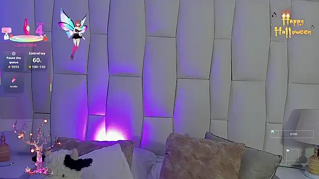 Regiina Doll online show from 10/31/25, 04:24