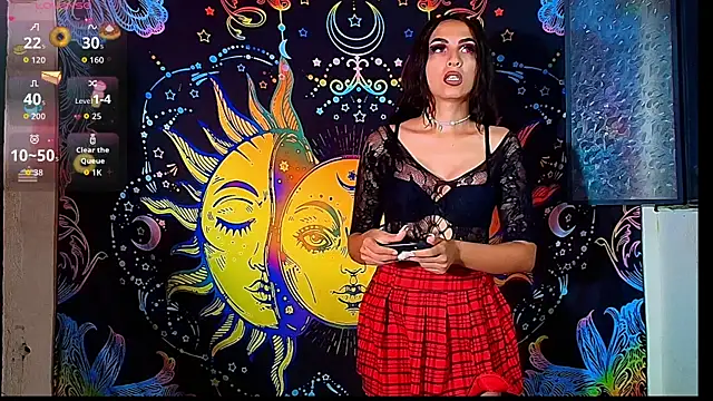 Snapshot of Angel-dust09 chatting on 10/27/25, 01:31 Angel-dust09 online show from 10/27/25, 01:31