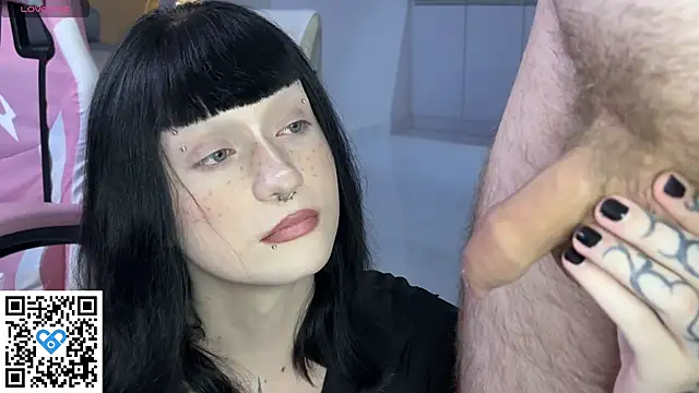 Snapshot of Vailyreb_ chatting on 02/13/26, 06:31 Vailyreb online show from 02/13/26, 06:31