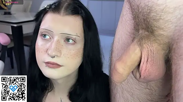 Snapshot of Vailyreb_ chatting on 02/22/26, 10:14 Vailyreb online show from 02/22/26, 10:14