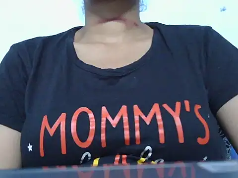 Snapshot of Thimiralagi chatting on 04/26/26, 05:43 Thimiralagi online show from 04/26/26, 05:43