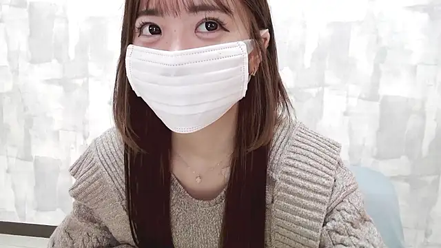 Snapshot of LOVE_MOMO_LOVE chatting on 10/07/25, 11:18 LOVE MOMO LOVE online show from 10/07/25, 11:18