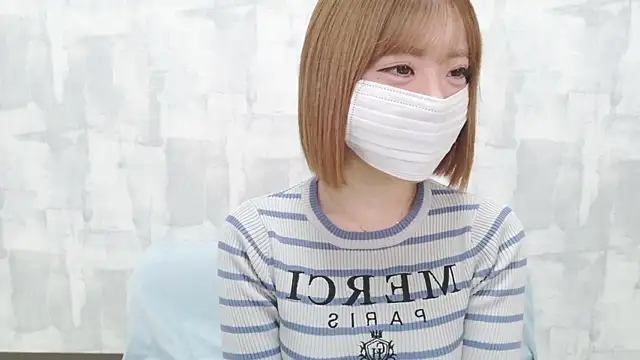 LOVE MOMO LOVE online show from 04/05/26, 12:46