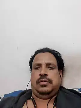 Raj1043 online show from 12/26/24, 07:38