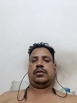 Raj1043 online show from 02/15/25, 07:06