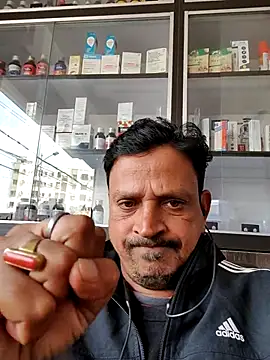 Raj1043 online show from 12/14/25, 05:57