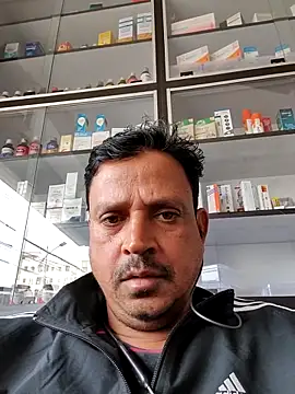 Raj1043 online show from 12/15/25, 05:55