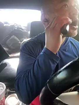 EatMyCake831 online show from 12/17/25, 06:58