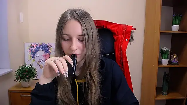 Snapshot of _Nicole_new chatting on 12/03/24, 09:33  Nicole new online show from 12/03/24, 09:33