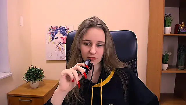 Snapshot of _Nicole_new chatting on 01/15/25, 12:15  Nicole new online show from 01/15/25, 12:15