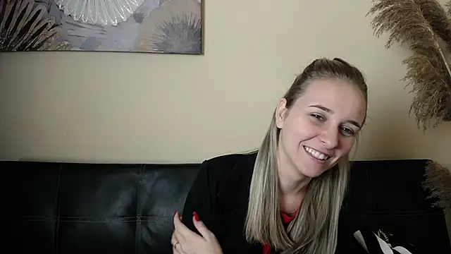 Snapshot of _Nicole_new chatting on 11/01/25, 10:50  Nicole new online show from 11/01/25, 10:50