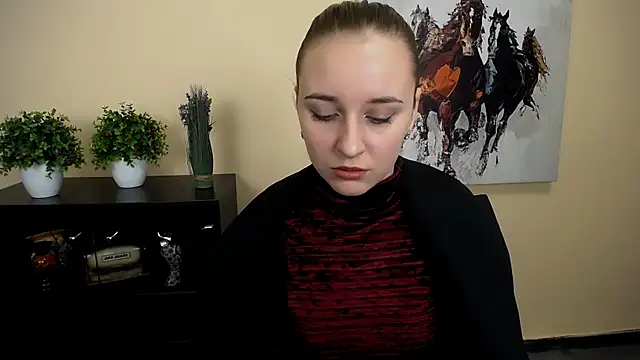 Snapshot of _Nicole_new chatting on 11/02/25, 09:33  Nicole new online show from 11/02/25, 09:33