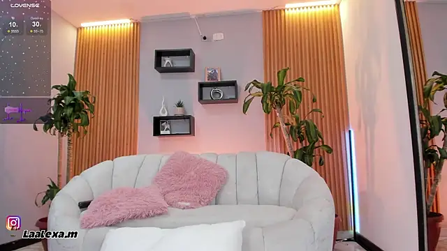 Aixaa charles online show from 01/15/26, 04:00