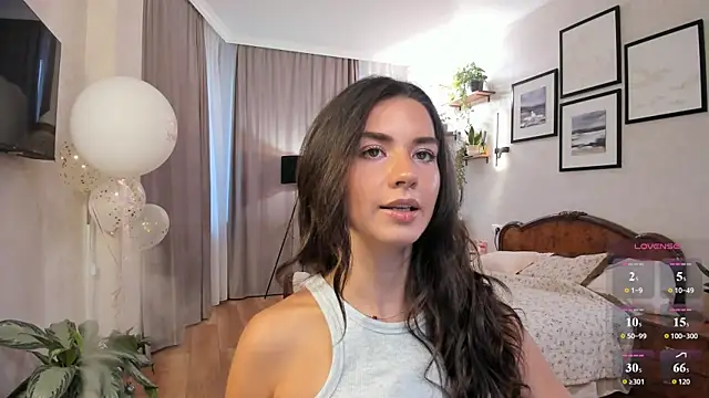 Snapshot of NicoleLuv chatting on 07/26/26, 05:20 NicoleLuv online show from 07/26/26, 05:20