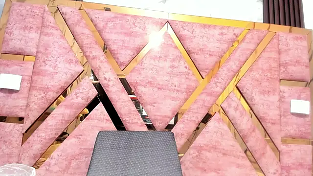 mia alvares online show from 04/09/26, 11:48