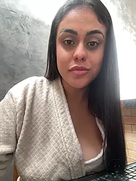 Snapshot of amorinha99 chatting on 06/01/26, 05:03 amorinha99 online show from 06/01/26, 05:03