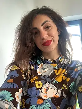 EmaSkyes online show from 10/14/25, 06:47