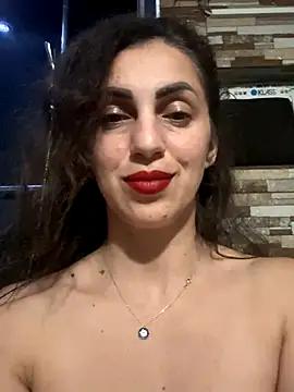 EmaSkyes online show from 10/31/25, 08:32