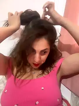 EmaSkyes online show from 11/06/25, 06:36