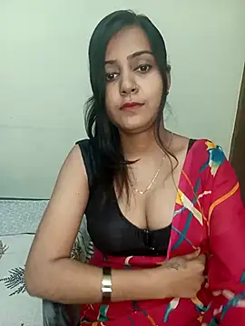 Snapshot of Miss-Riyasingh chatting on 09/19/25, 05:02 Miss-Riyasingh online show from 09/19/25, 05:02