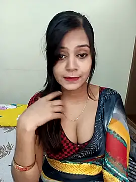 Miss-Riyasingh online show from 11/18/25, 04:50
